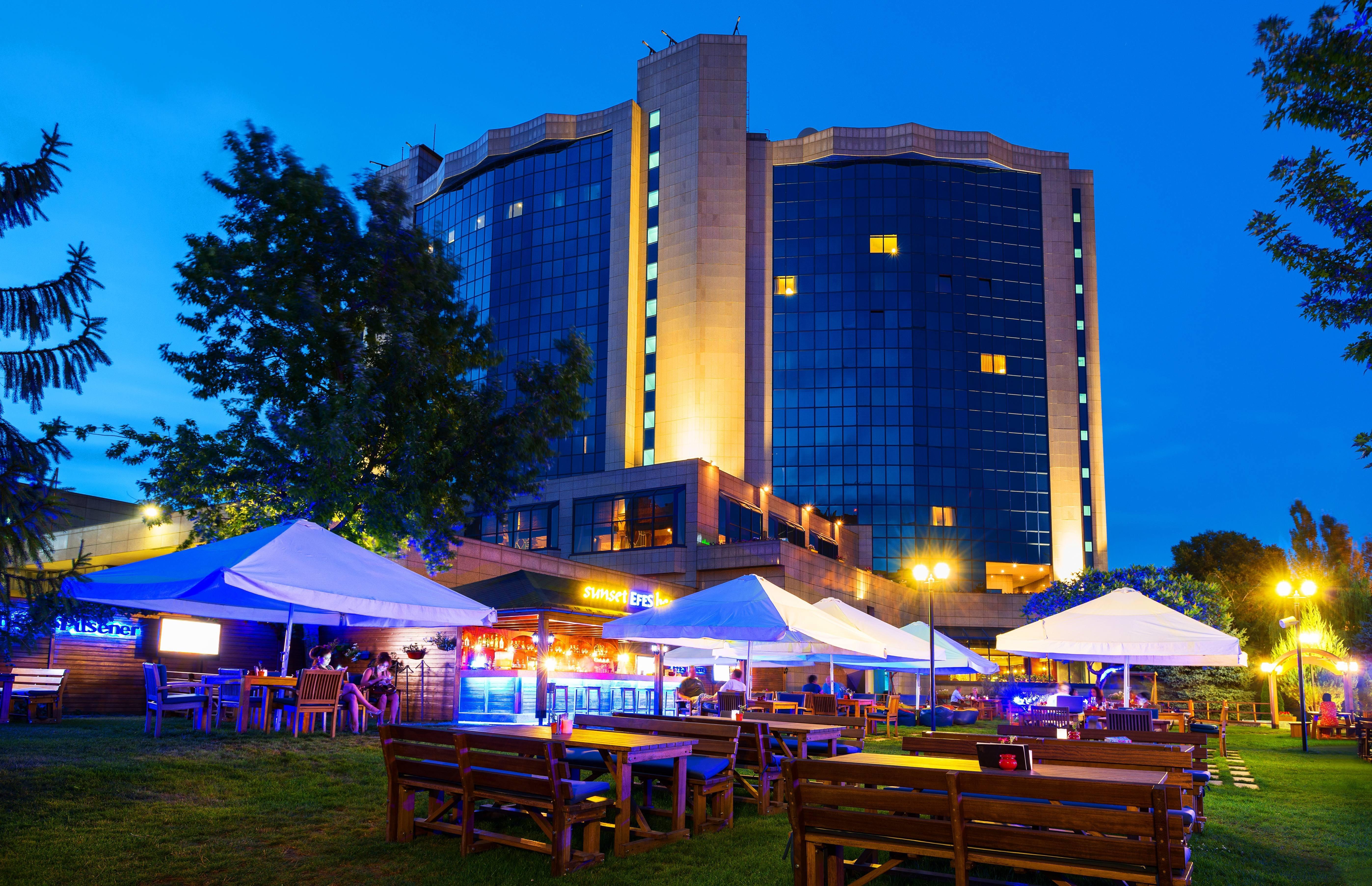 Intercontinental Almaty, An Ihg Hotel Exterior photo